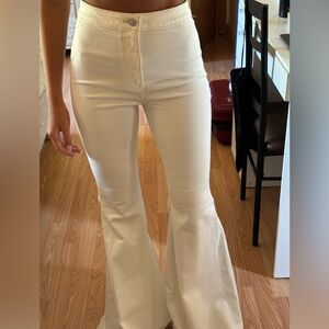 Size 27 We the Free Bell Bottom White Jeans